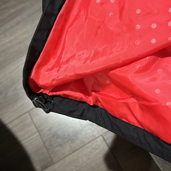 Sims - Picture 10 of 11